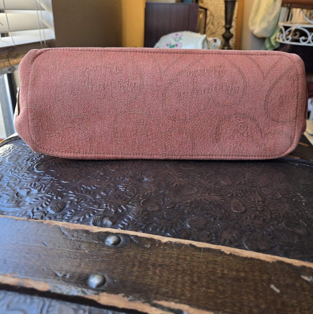 Vintage Dooney & Bourke Designer Handbag - Picture 6 of 10